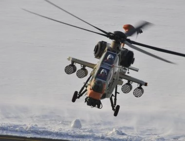 Τ-129 ΑΤΑΚ - Αυτό είναι το επιθετικό ελικόπτερο της Τουρκίας που καταρρίφθηκε (βίντεο)